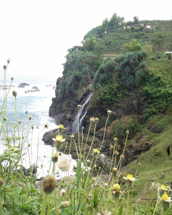 Pantai Banyunibo Gunungkidul Yogyakarta