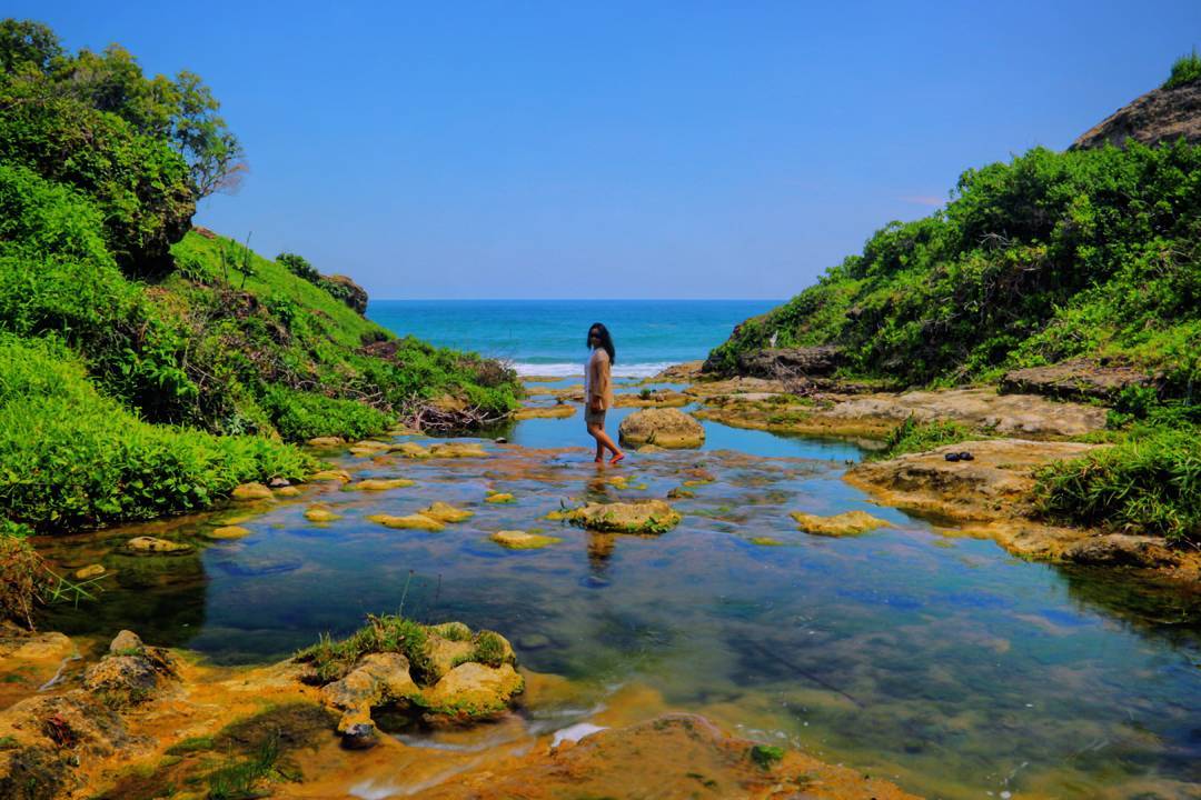 Pantai Ngandul Pacitan