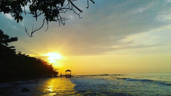 Pantai Ujungnegoro Harga Tiket Rute Lokasi Dan Panorama Alam