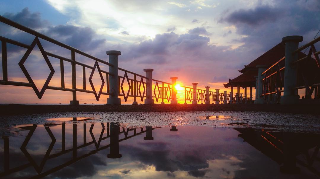 Sunset pantai kartini