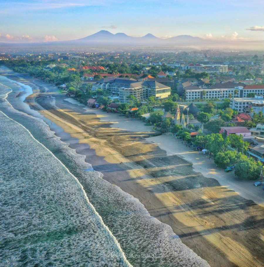 Pantai seminyak drone