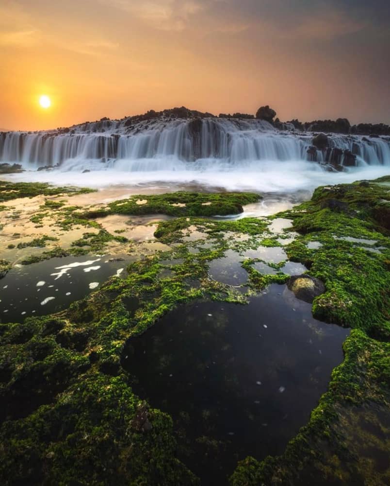 Pantai karang beureum