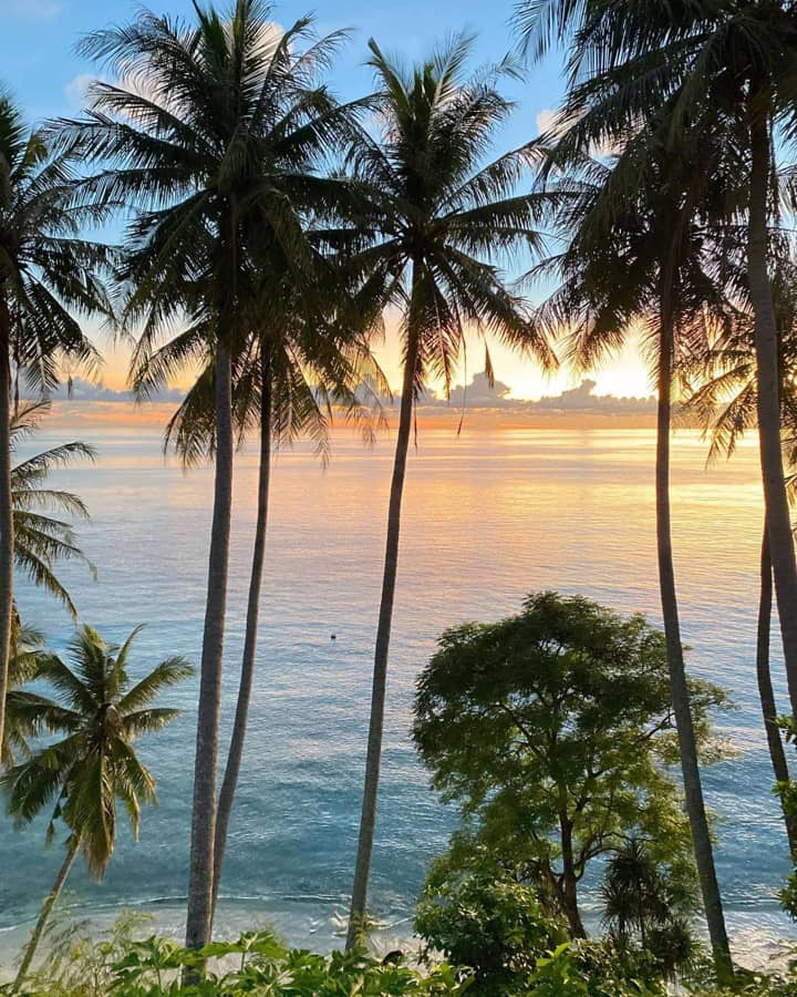 pantai sumur tiga