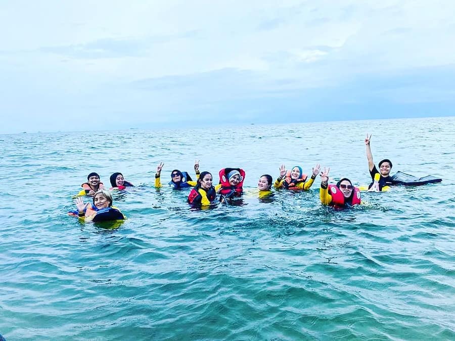 snorkeling pantai angsana